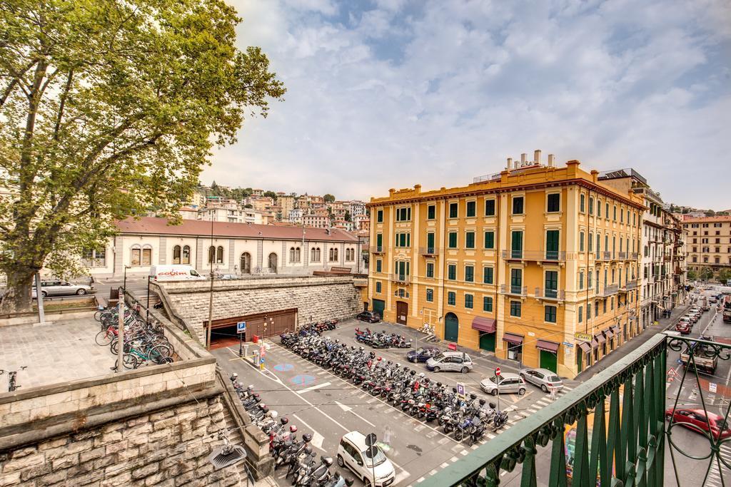 Cinque Terre Stairway Apartment La Spezia Exterior photo